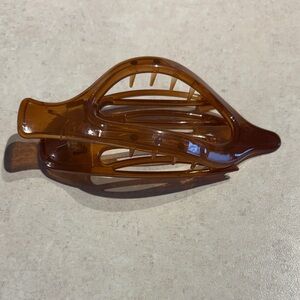 Brown Flat Hair Claw Clip